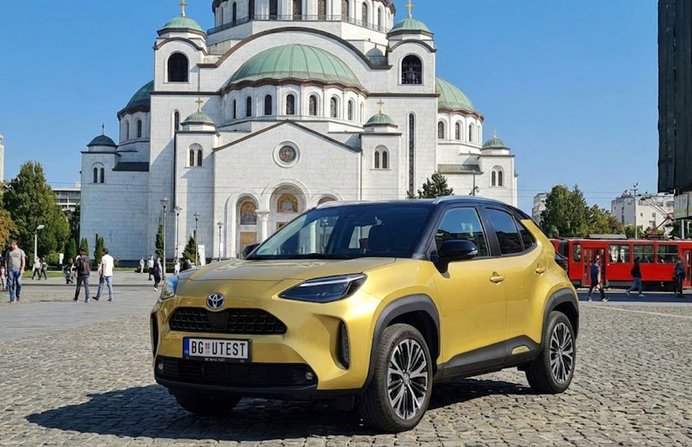Recenzija Toyota Yaris Cross: Da li je ovo “zlatna sredina” ili samo skupi Yaris na štiklama?